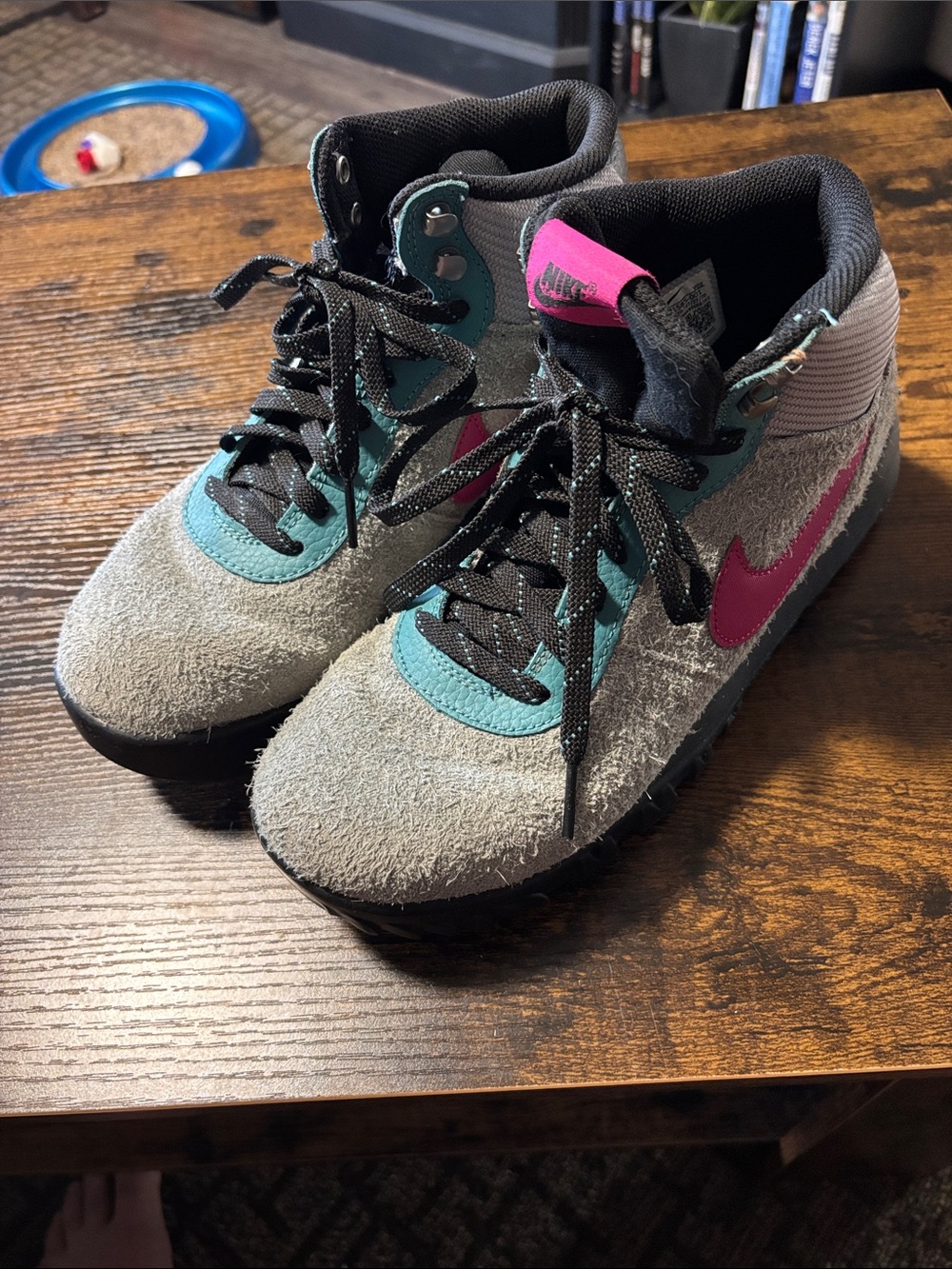 Nike women’s Hoodland Suede High-Top boot in Gray with Teal & Pink Accents